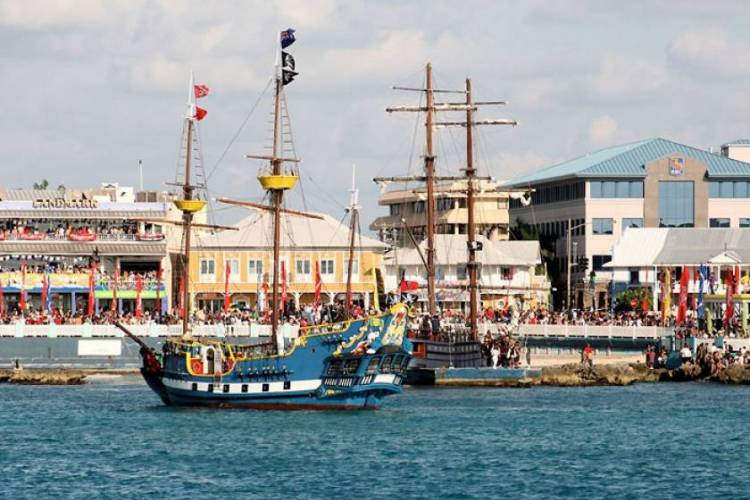 Pirate Ship storming Pig Sty Bay