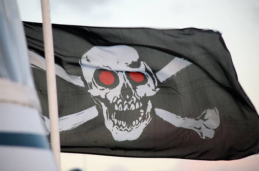 flag with skull and cross bones